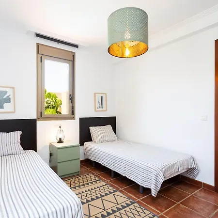Bungalow La Tejita Beach شقة *